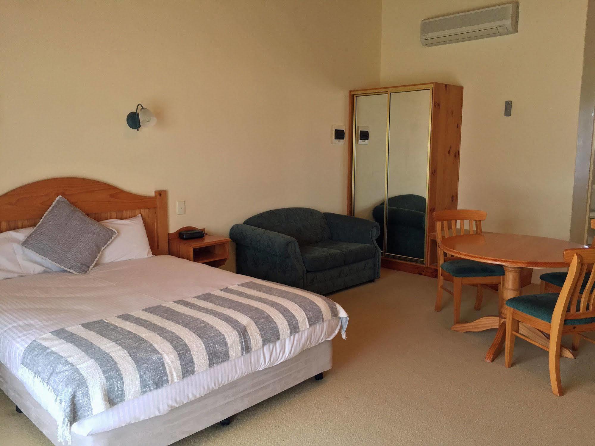 Coonawarra Place Motor Inn מראה חיצוני תמונה